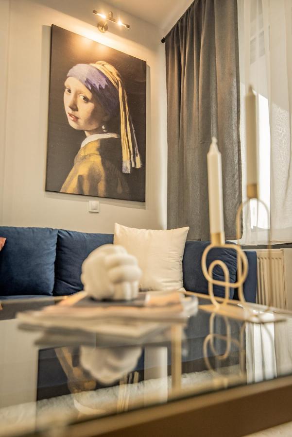 Apollo'S Apartment On Radio City Midas Home Thessaloníki Eksteriør billede